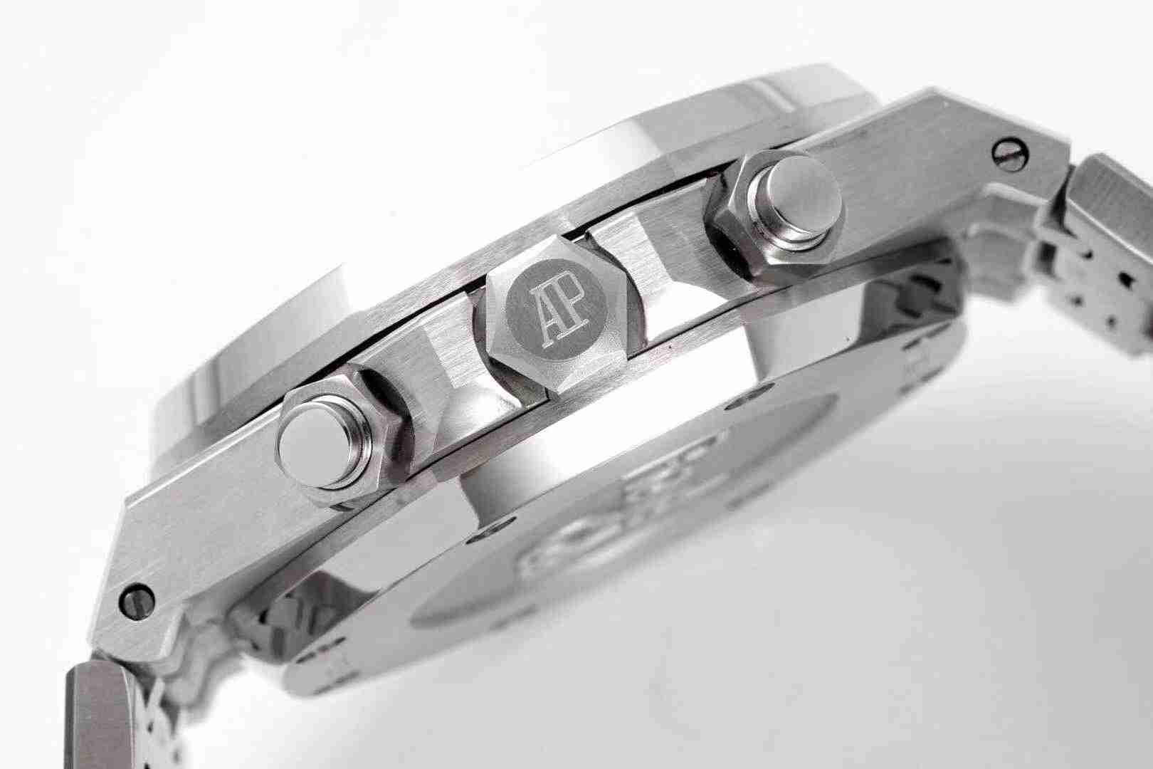 AUDEMARS PIGUET Royal Oak AU0222 AUDEMARS PIGUET Royal Oak AU0222