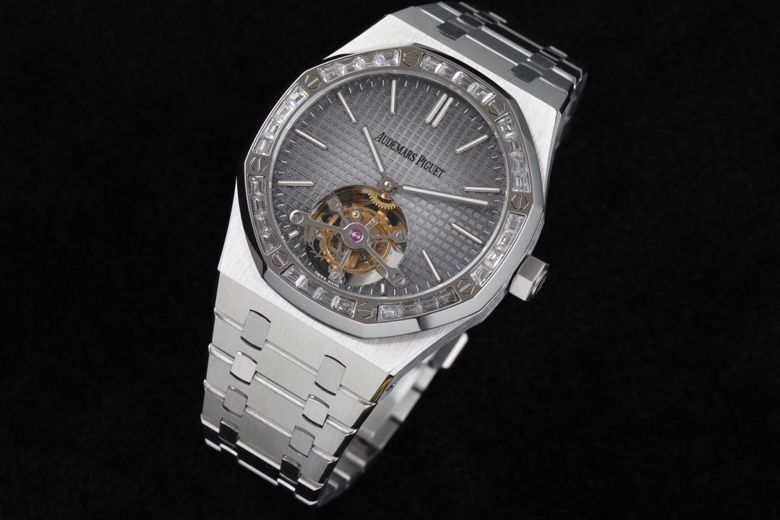 AUDEMARS  PIGUET Royal Oak  AU0225