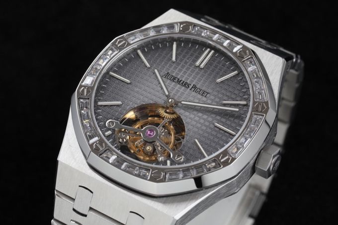 AUDEMARS  PIGUET Royal Oak  AU0225