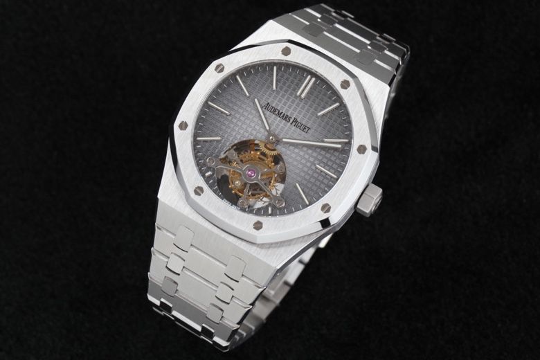 AUDEMARS  PIGUET Royal Oak  AU0226