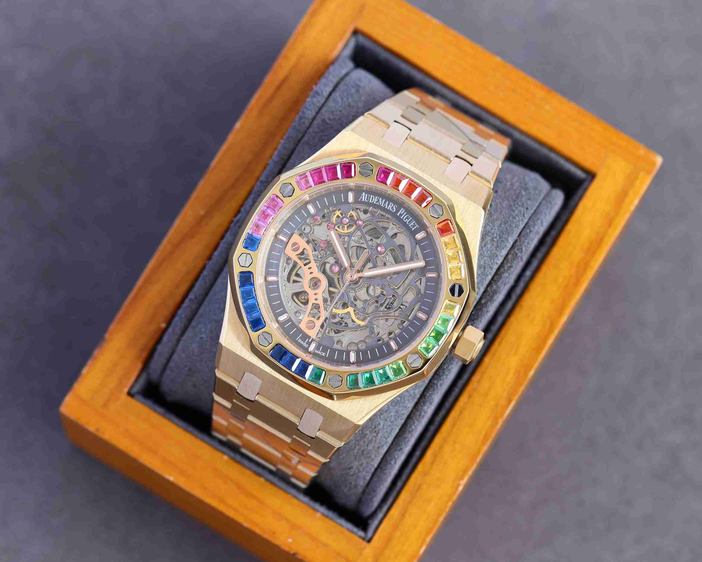 AUDEMARS  PIGUET Royal Oak  AU0229