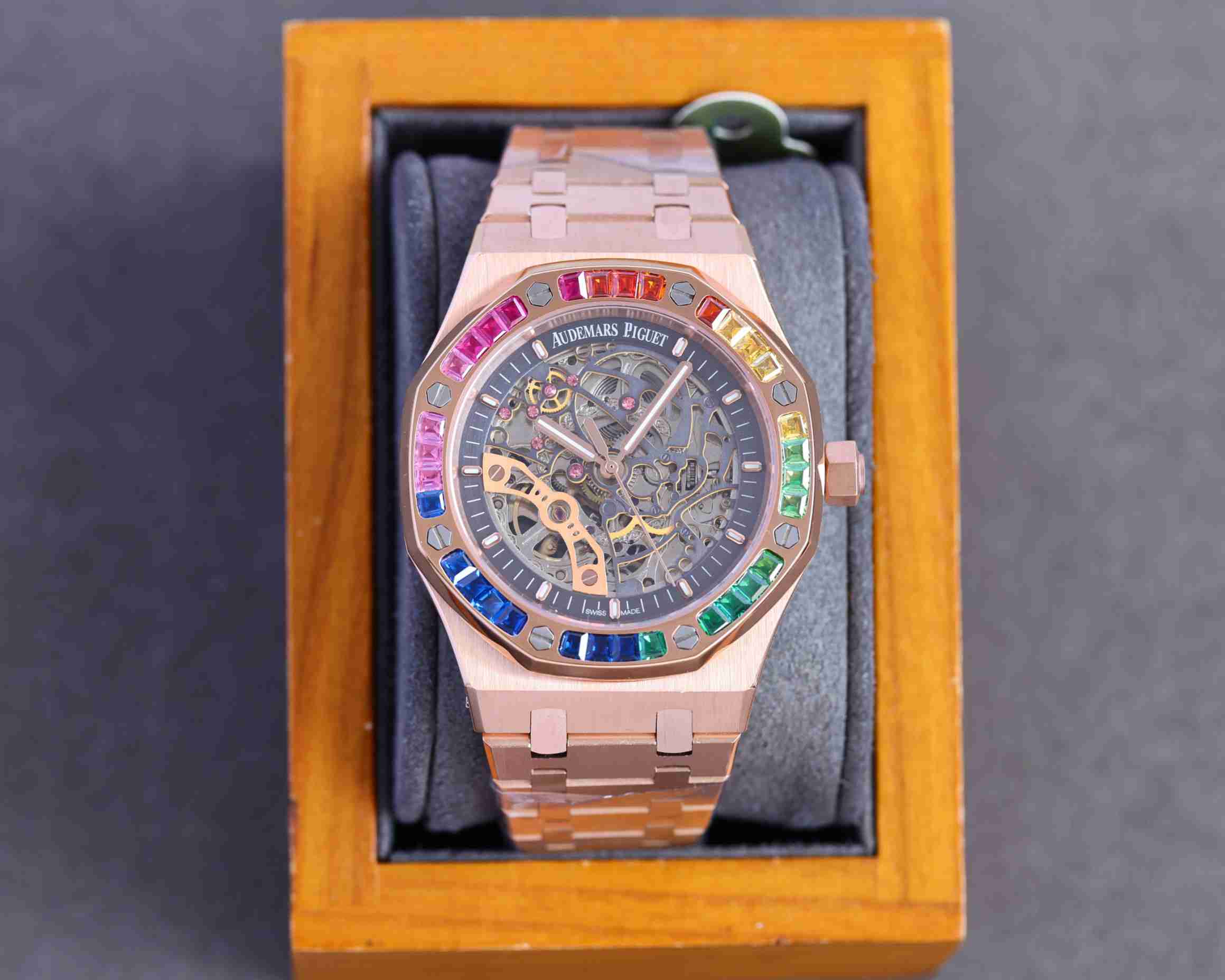 AUDEMARS  PIGUET Royal Oak  AU0229