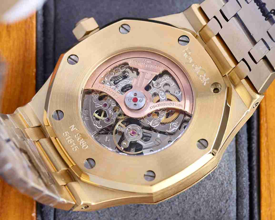 AUDEMARS  PIGUET Royal Oak  AU0230