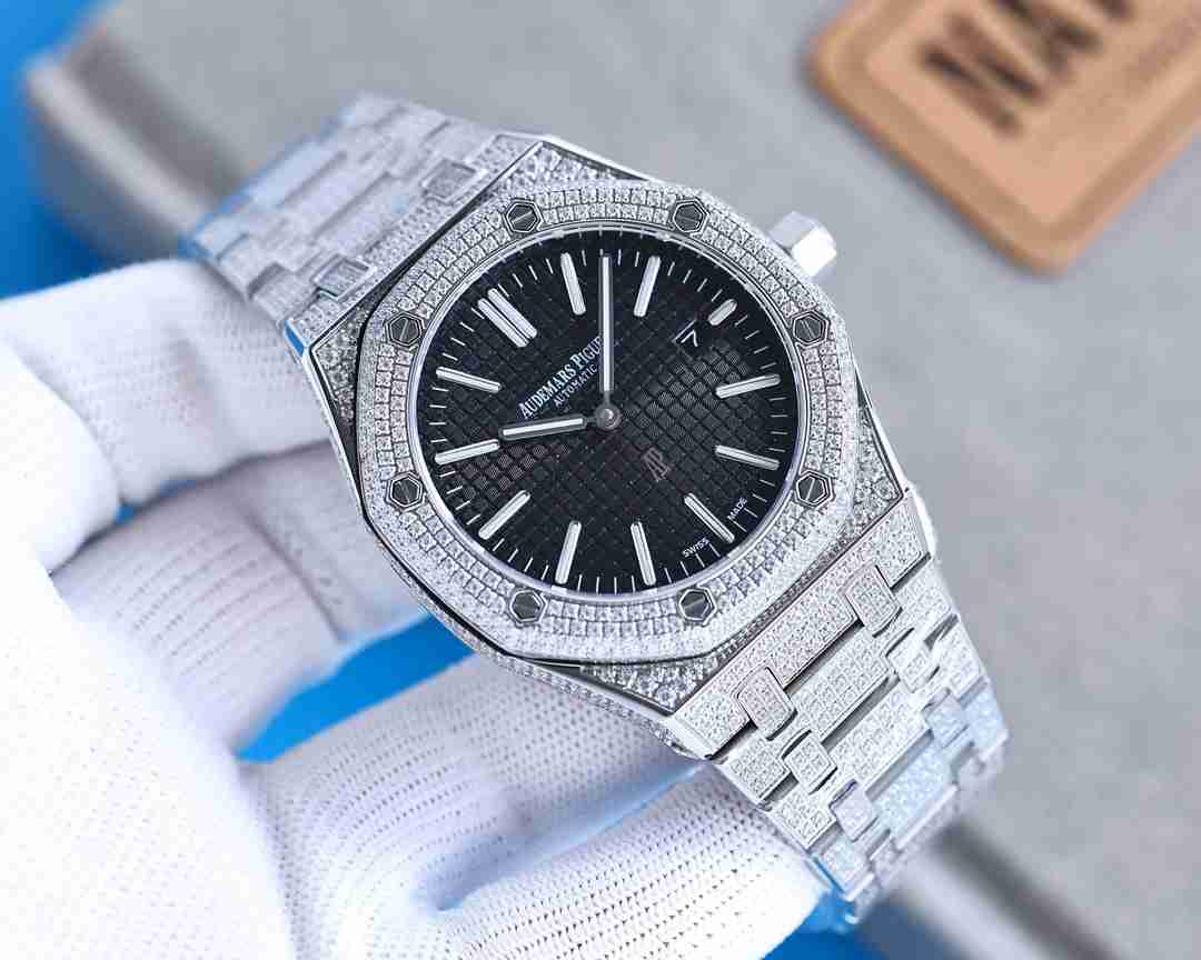 AUDEMARS  PIGUET Royal  Oak 41mm  AU0245