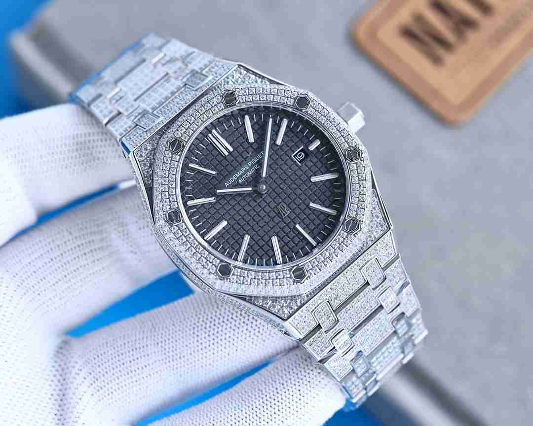 AUDEMARS  PIGUET Royal  Oak 41mm  AU0245