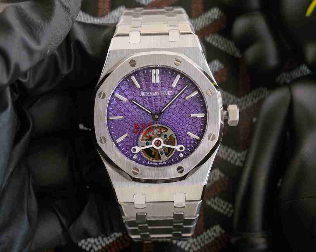 AUDEMARS  PIGUET A Royal Oak Offshore AU0251