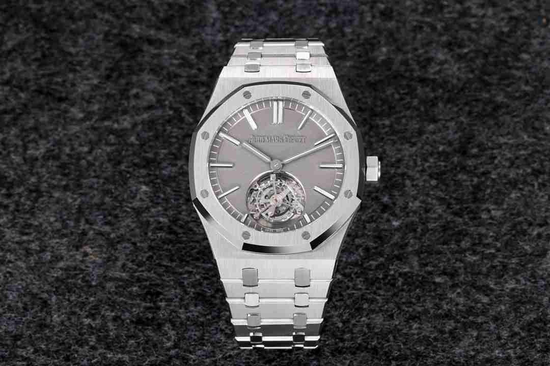 AUDEMARS  PIGUET Royal Oak Offshore AU0260