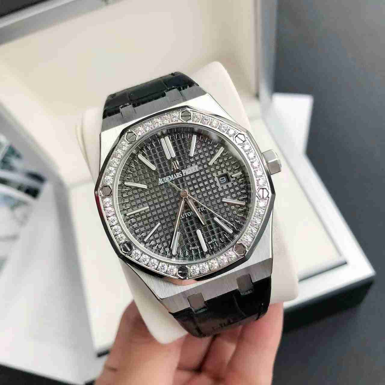 AUDEMARS PIGUET Royal Oak 41mm AU0262 AUDEMARS PIGUET Royal Oak 41mm AU0262