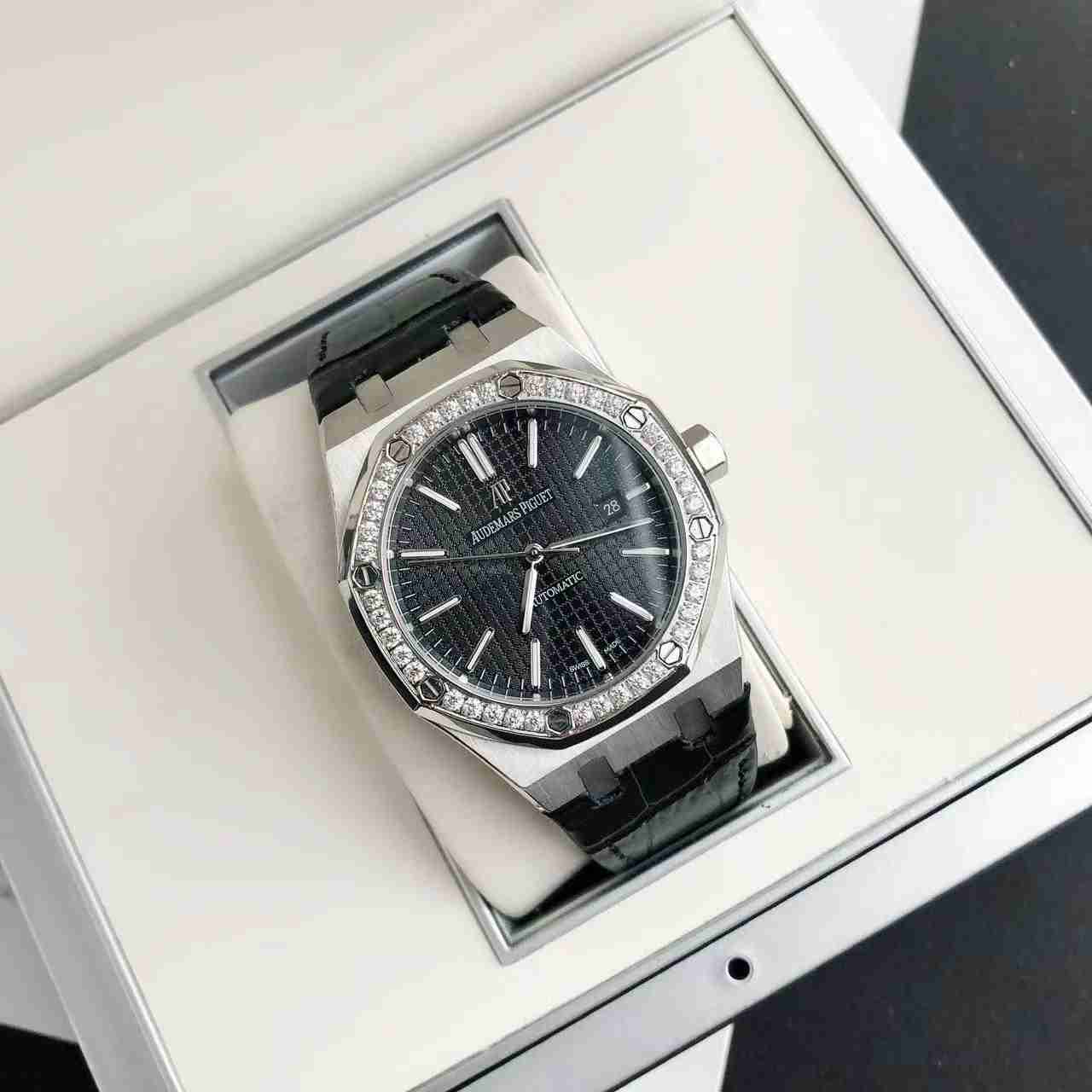 AUDEMARS   PIGUET Royal  Oak 41mm  AU0264