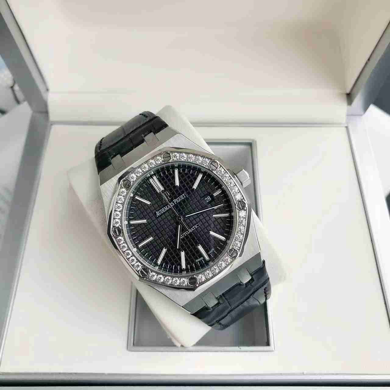 AUDEMARS   PIGUET Royal  Oak 41mm  AU0264