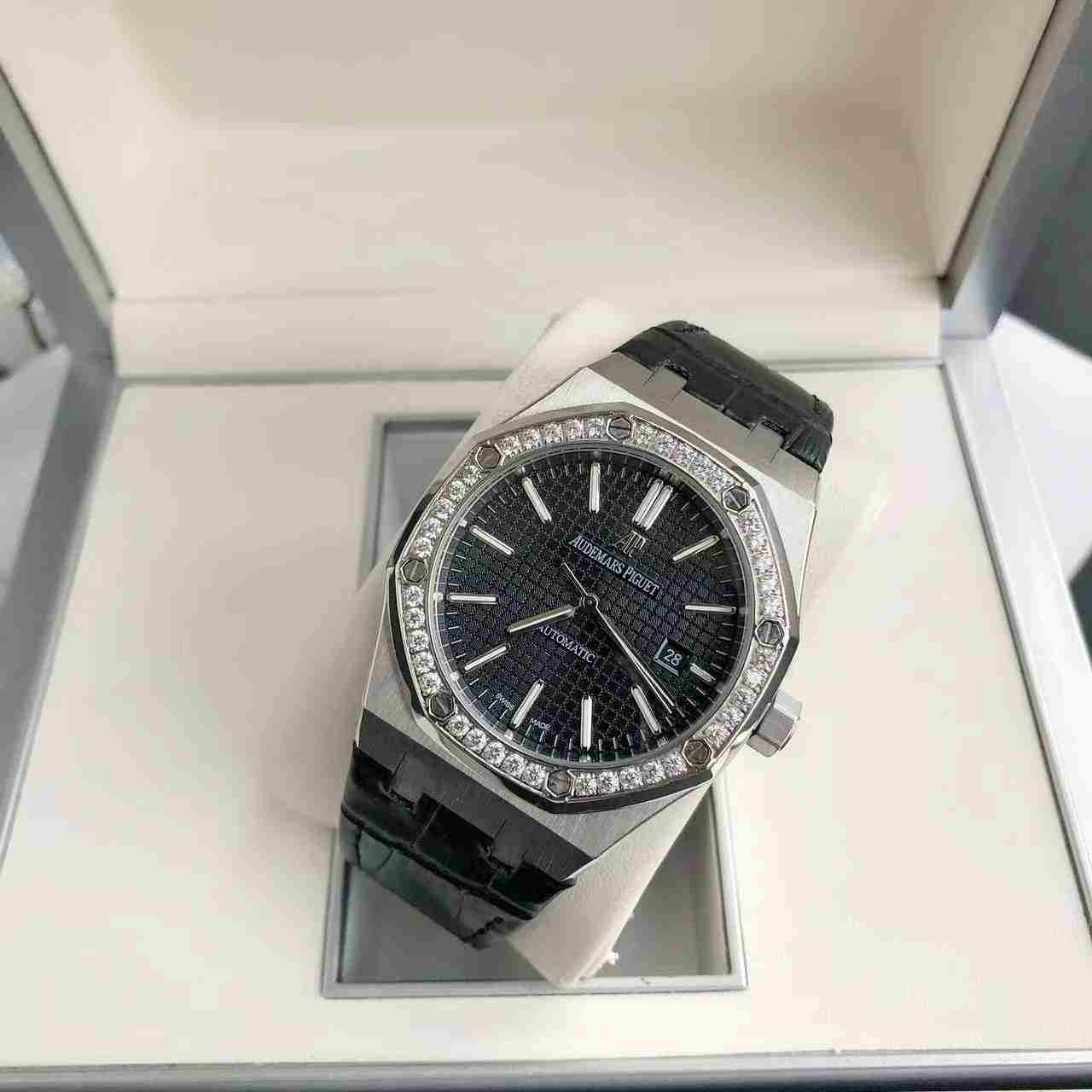 AUDEMARS PIGUET Royal Oak 41mm AU0264 AUDEMARS PIGUET Royal Oak 41mm AU0264