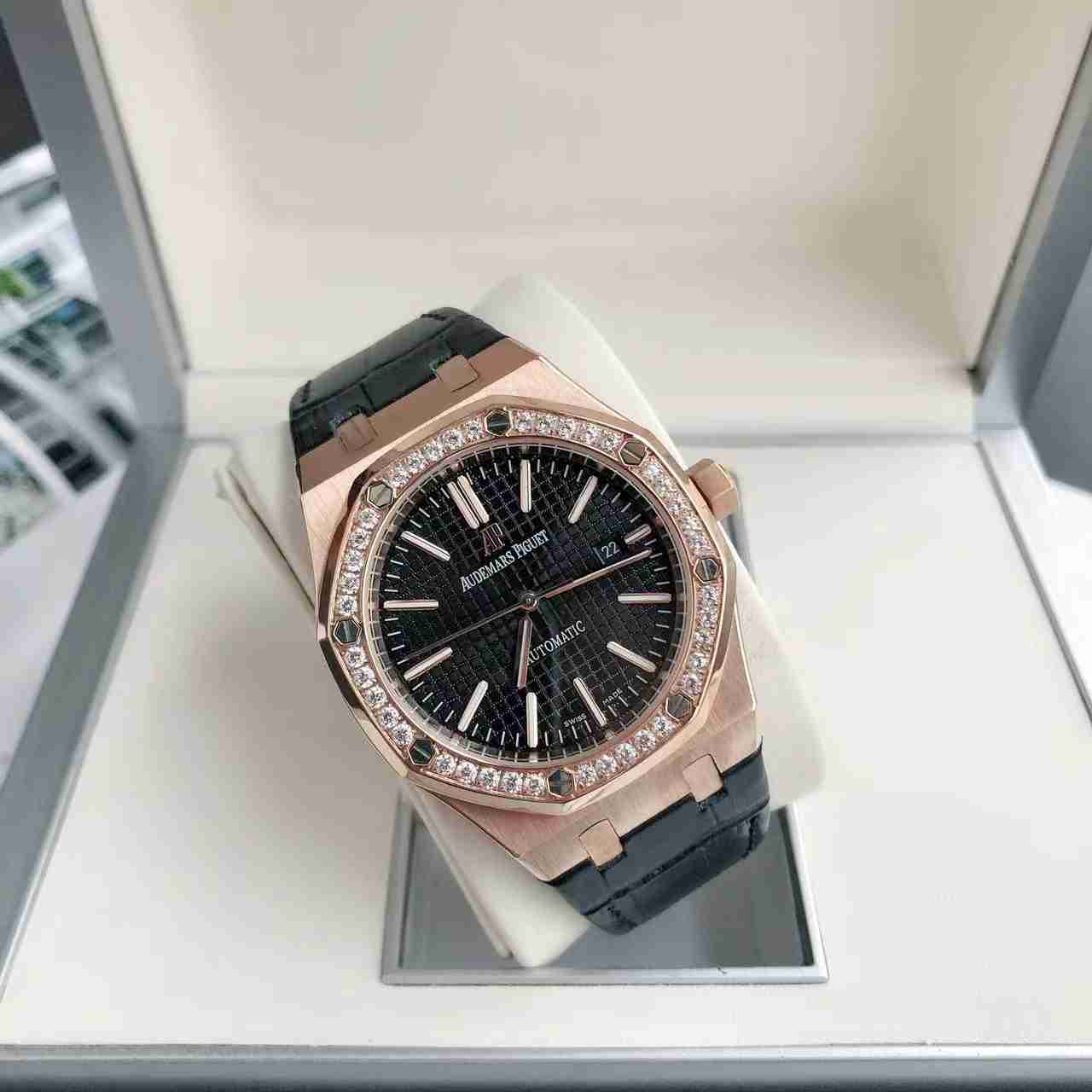 AUDEMARS   PIGUET Royal  Oak 41mm  AU0265