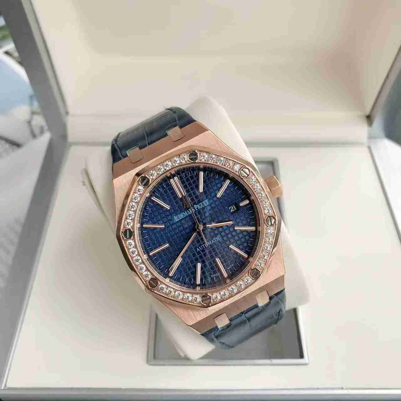 AUDEMARS PIGUET Royal Oak 41mm AU0266 AUDEMARS PIGUET Royal Oak 41mm AU0266