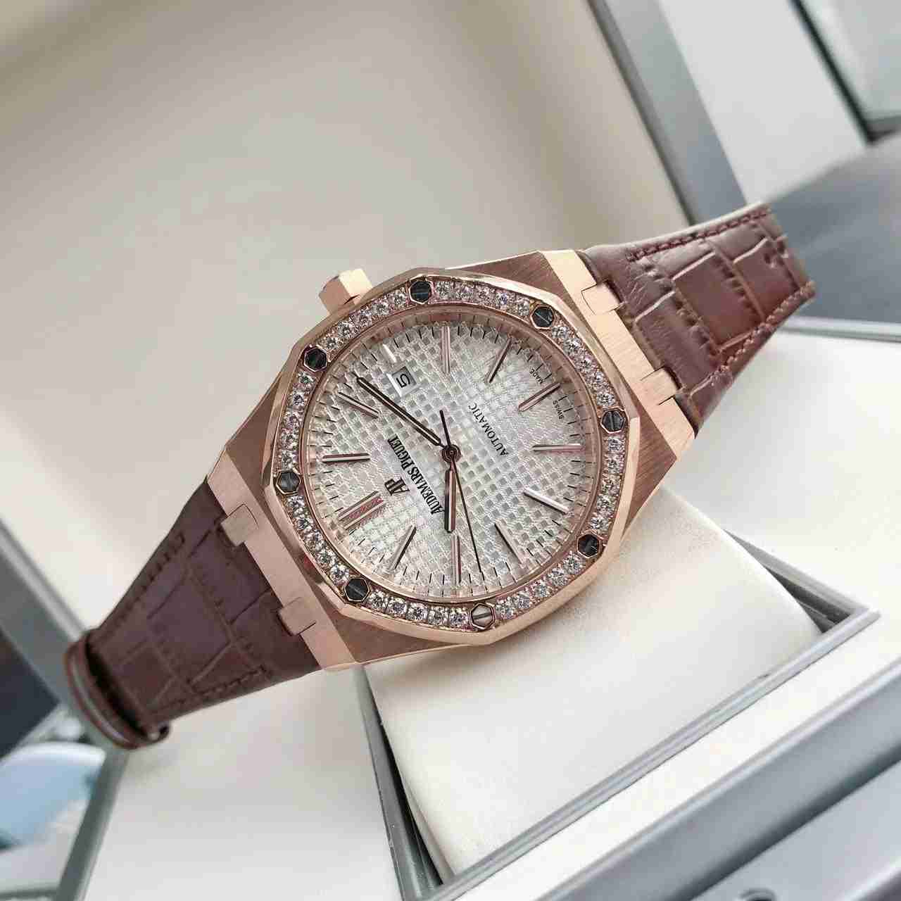 AUDEMARS PIGUET Royal Oak 41mm AU0267 AUDEMARS PIGUET Royal Oak 41mm AU0267