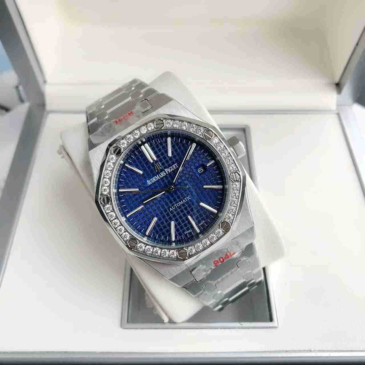 AUDEMARS   PIGUET Royal  Oak 41mm  AU0271
