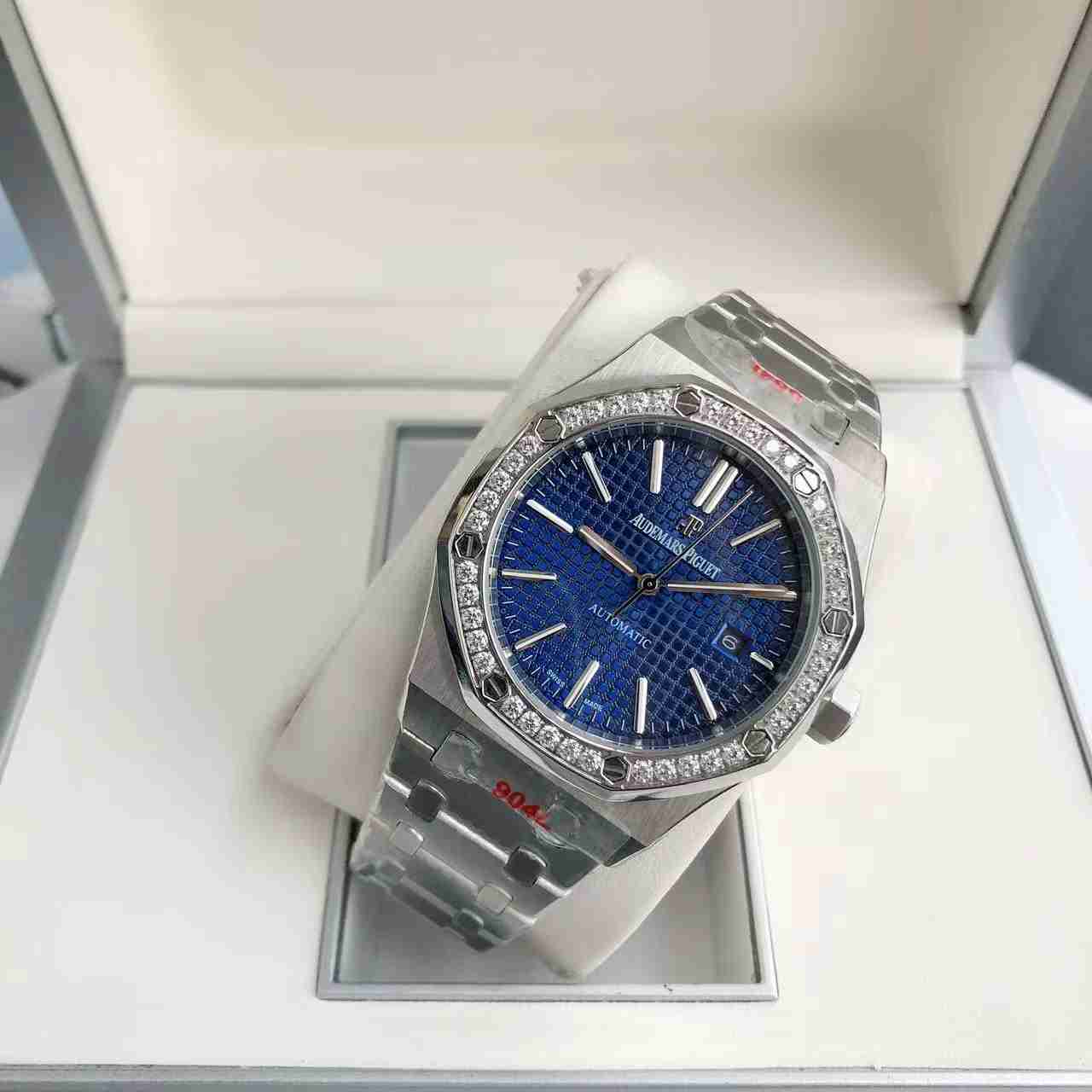 AUDEMARS   PIGUET Royal  Oak 41mm  AU0271
