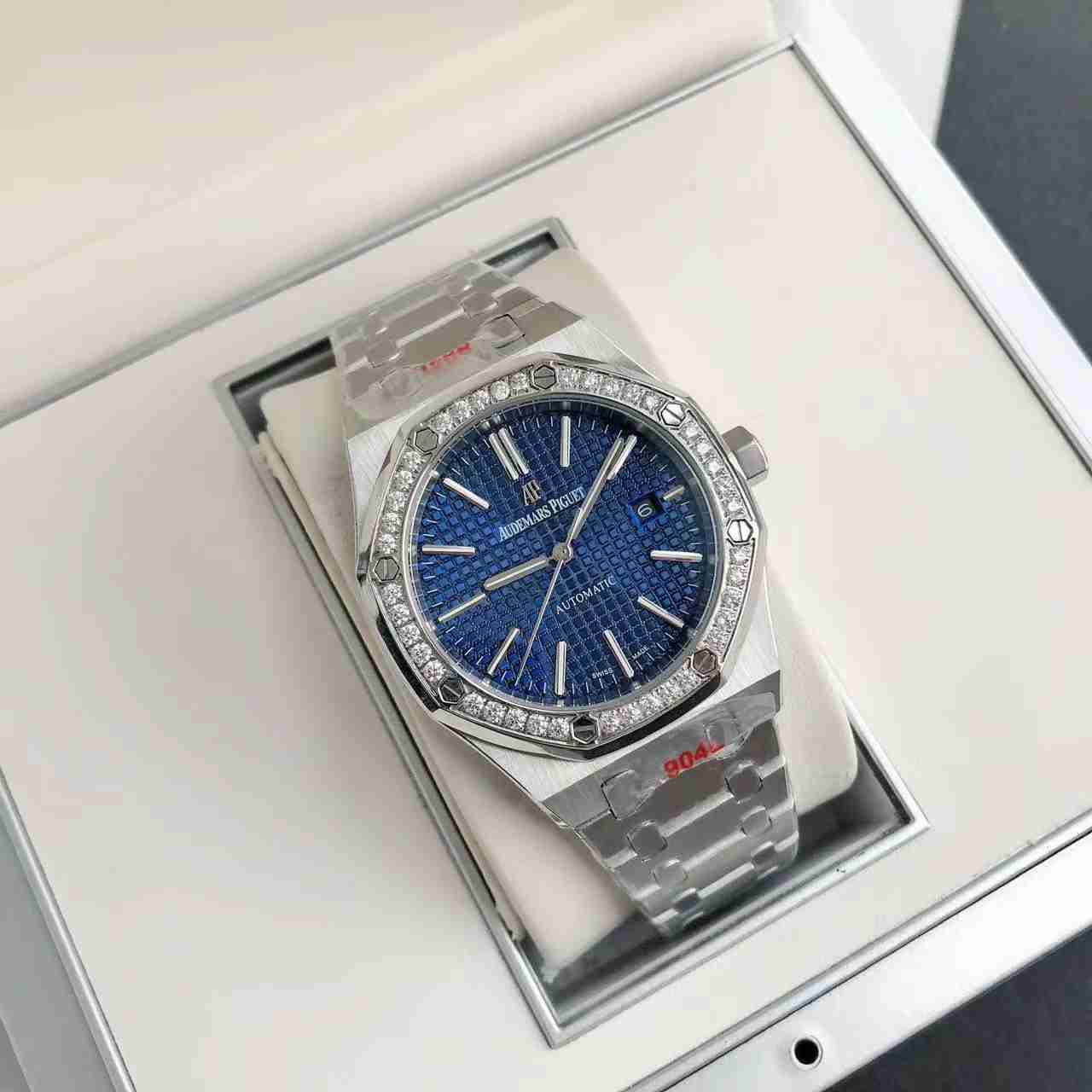 AUDEMARS   PIGUET Royal  Oak 41mm  AU0271