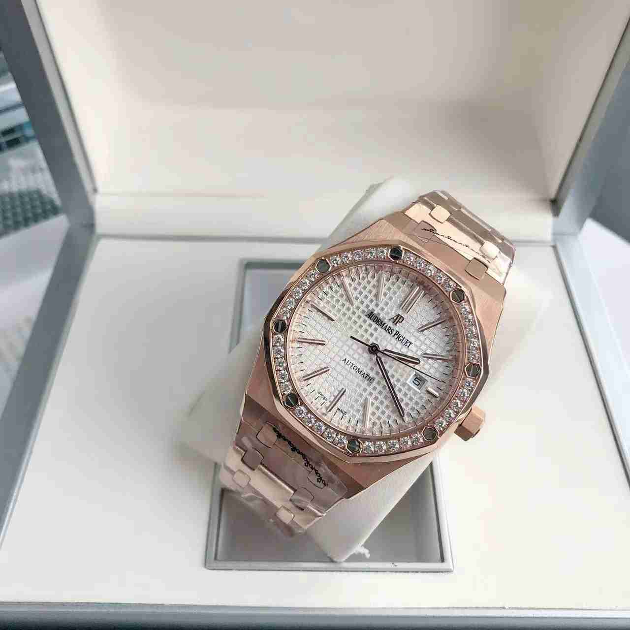 AUDEMARS PIGUET Royal Oak 41mm AU0273 AUDEMARS PIGUET Royal Oak 41mm AU0273