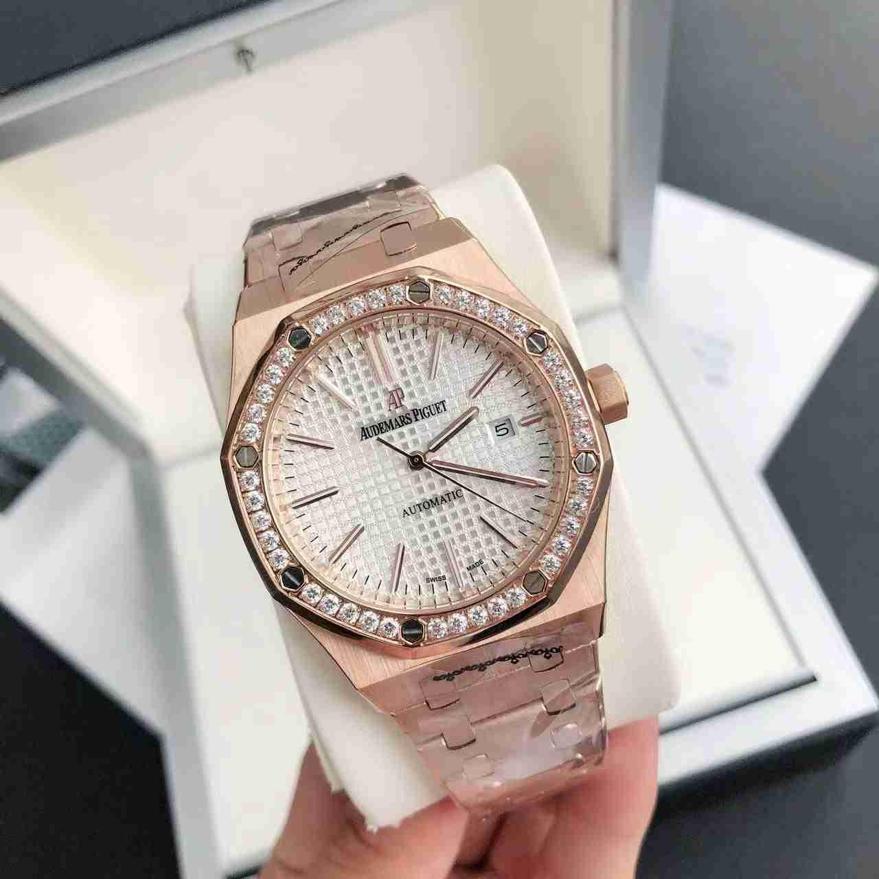 AUDEMARS PIGUET Royal Oak 41mm AU0273 AUDEMARS PIGUET Royal Oak 41mm AU0273