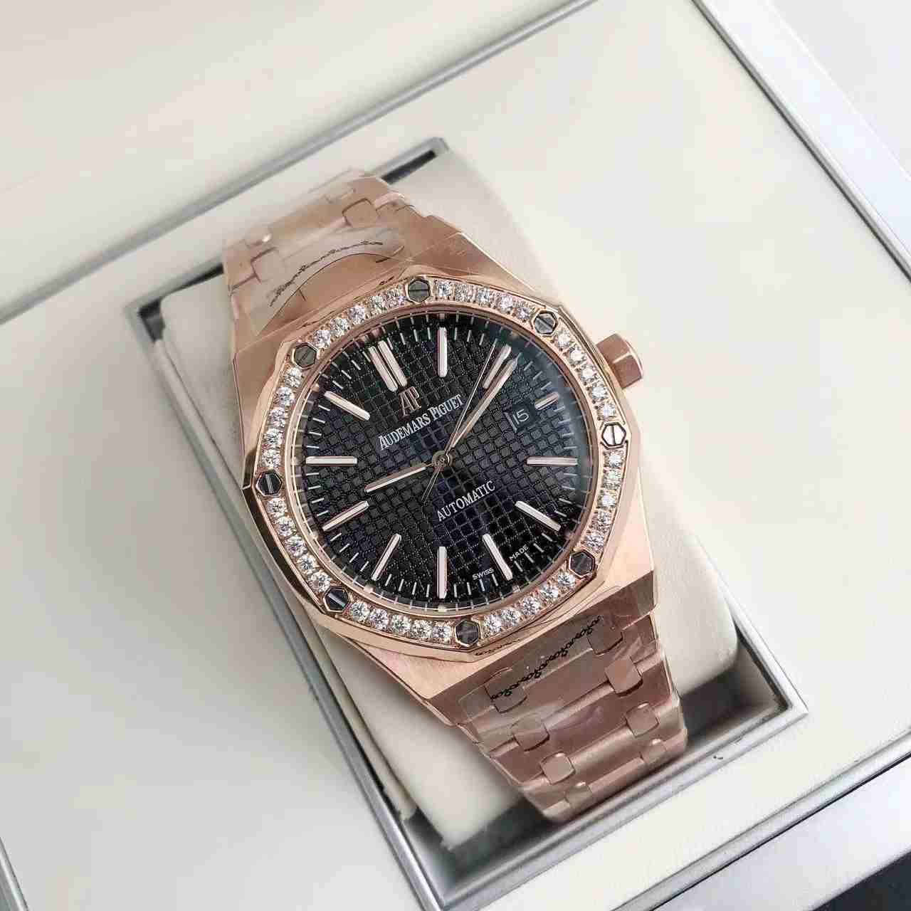 AUDEMARS   PIGUET Royal  Oak 41mm  AU0274