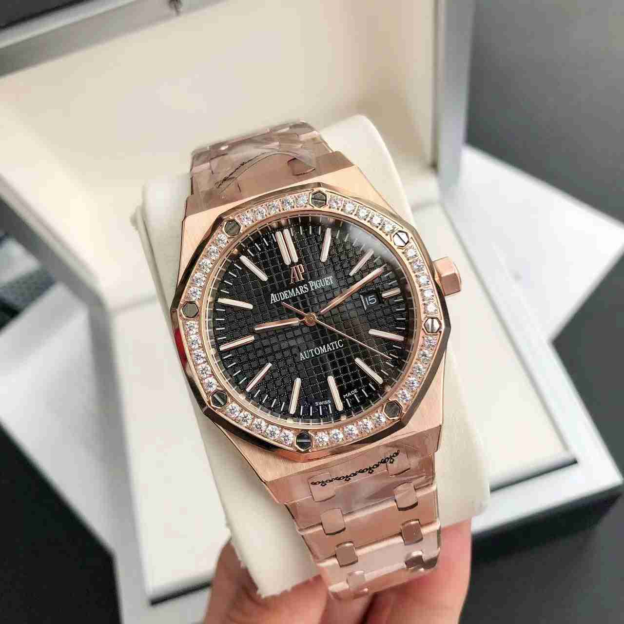 AUDEMARS   PIGUET Royal  Oak 41mm  AU0274