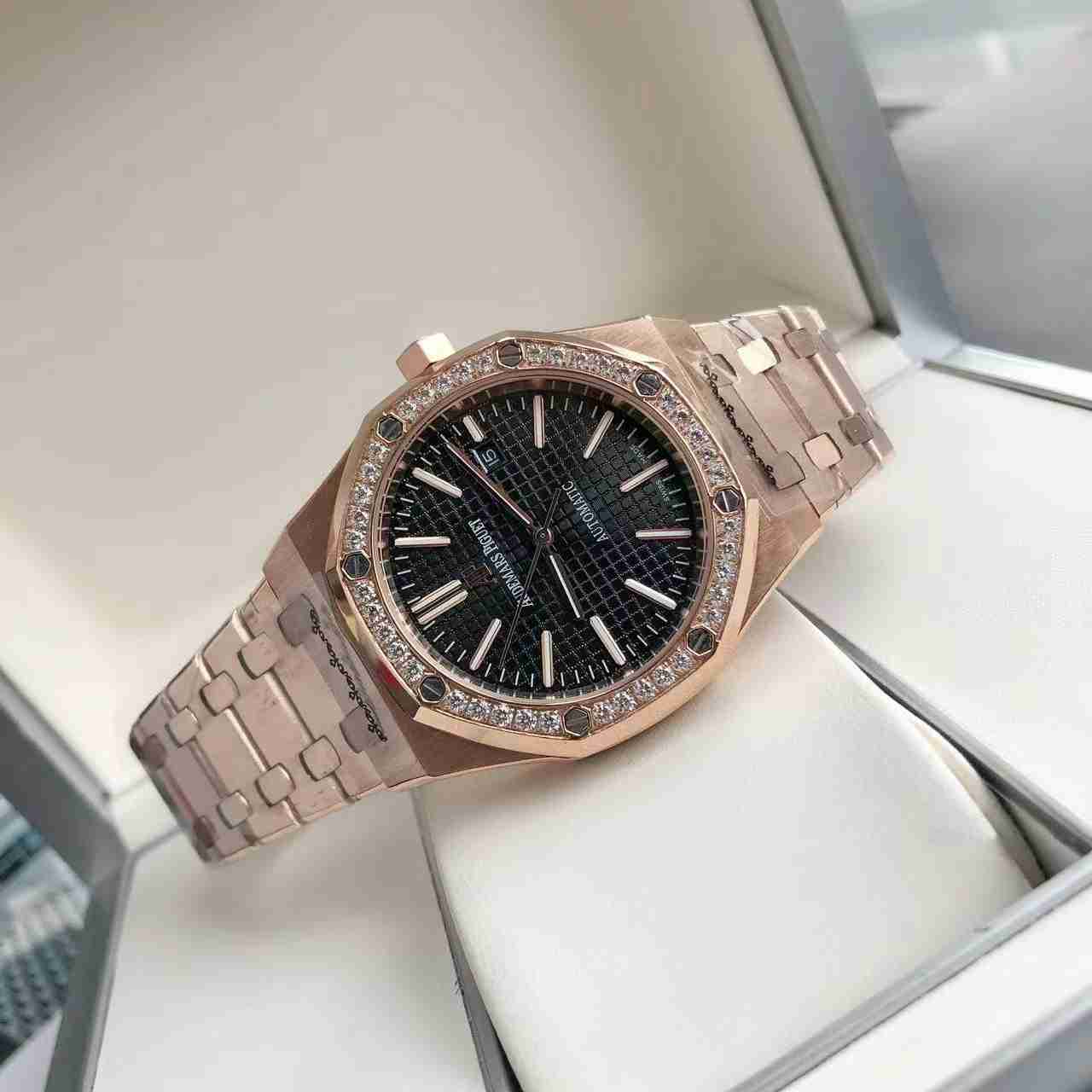 AUDEMARS   PIGUET Royal  Oak 41mm  AU0274