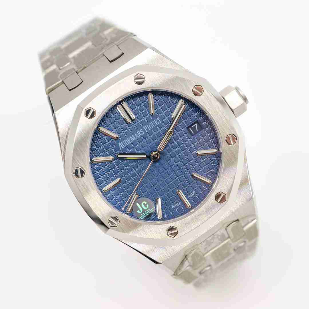 AUDEMARS  PIGUET Royal  Oak 37mm  AU0279