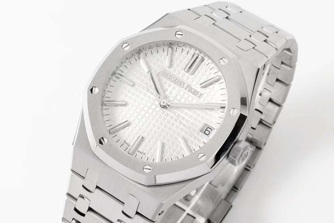 AUDEMARS   PIGUET Royal  Oak（50th Anniversary） 41mm  AU0310