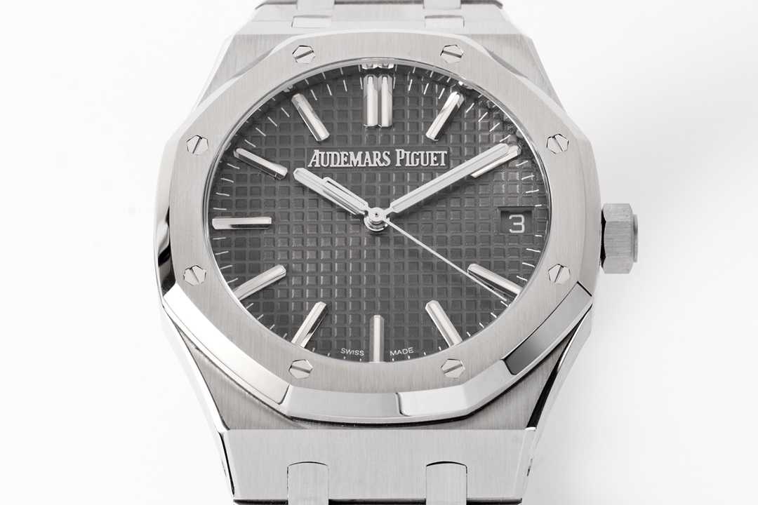 AUDEMARS   PIGUET Royal  Oak（50th Anniversary） 41mm  AU0312