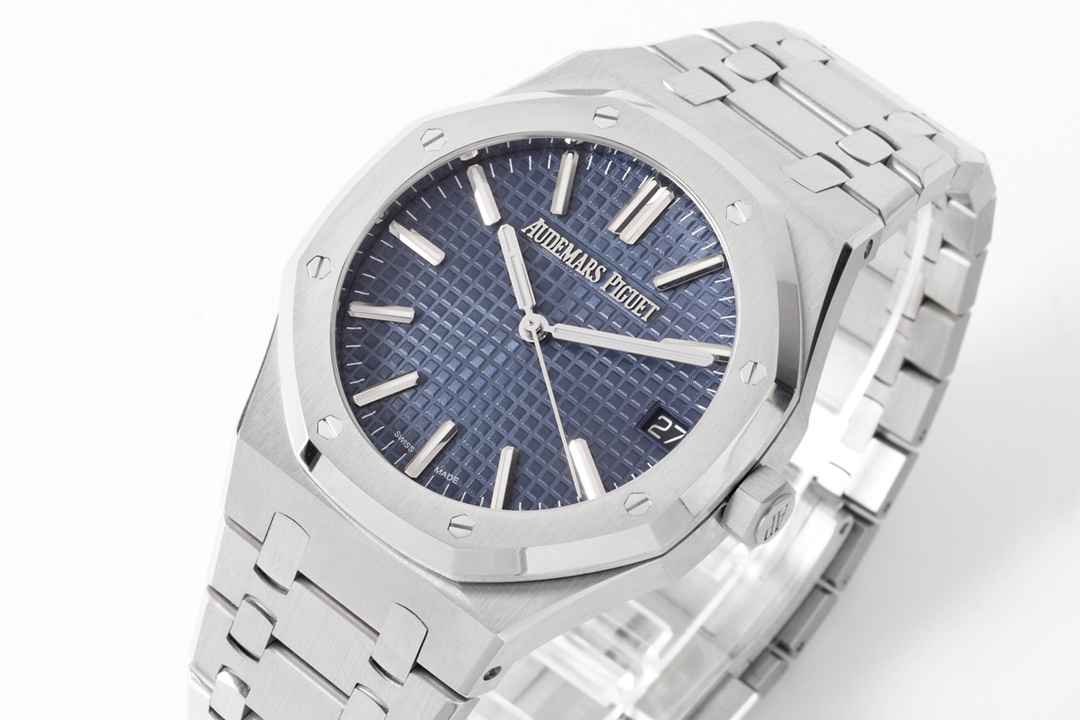 AUDEMARS   PIGUET Royal  Oak（50th Anniversary） 41mm  AU0313