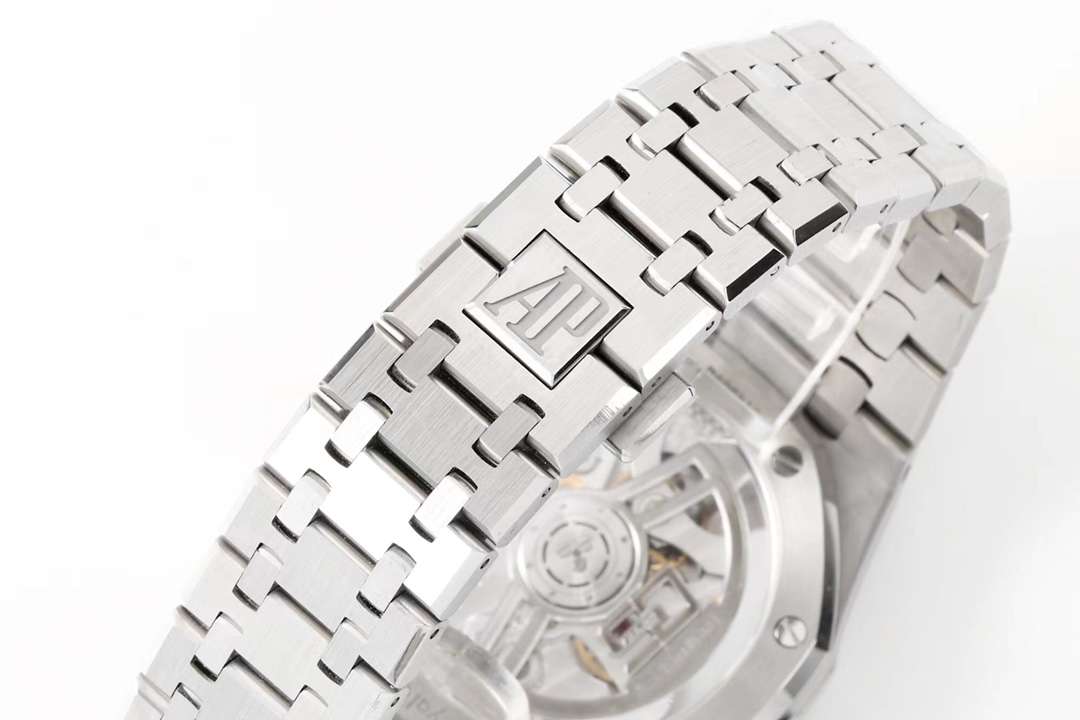 AUDEMARS   PIGUET Royal  Oak（50th Anniversary） 41mm  AU0313