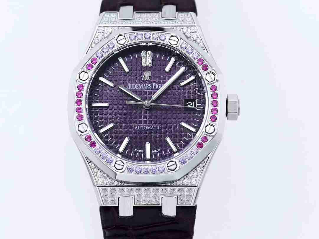 AUDEMARS  PIGUET Royal  Oak 37mm  AU0315