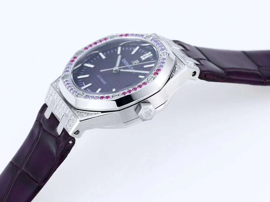 AUDEMARS  PIGUET Royal  Oak 37mm  AU0315