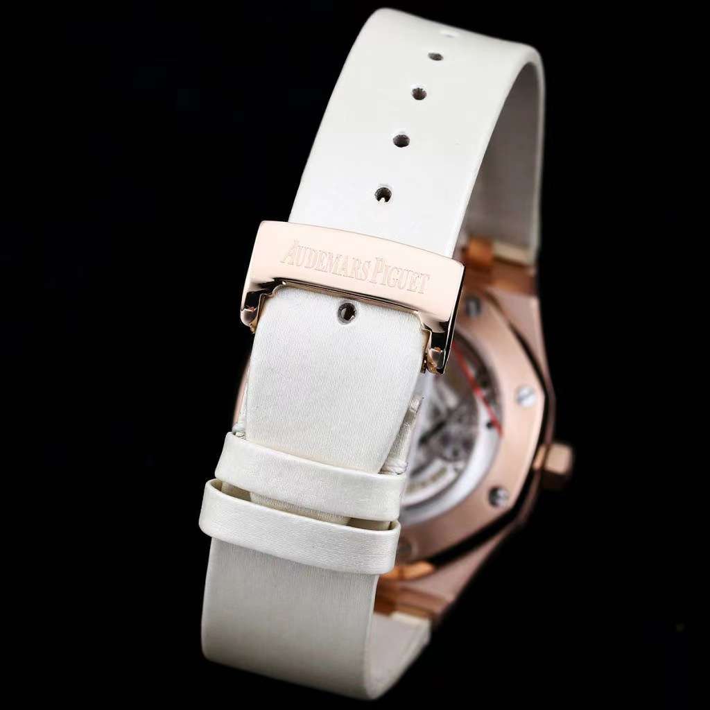 AUDEMARS PIGUET Royal Oak 37mm AU0316 AUDEMARS PIGUET Royal Oak 37mm AU0316