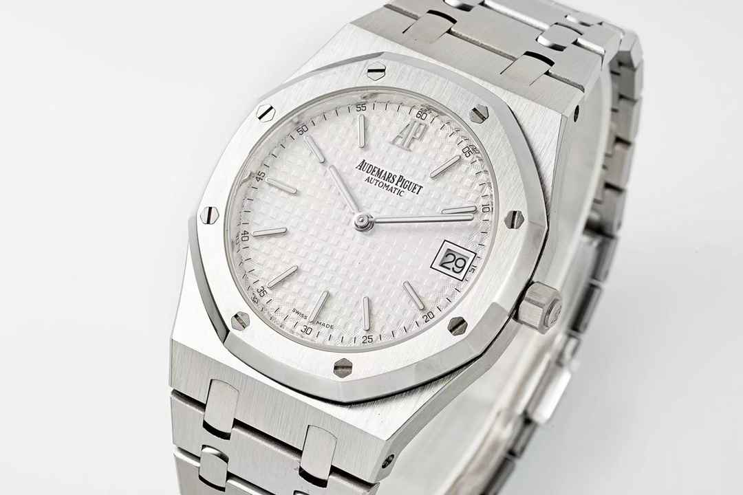 AUDEMARS PIGUET Royal Oak 39mm AU0323 AUDEMARS PIGUET Royal Oak 39mm AU0323