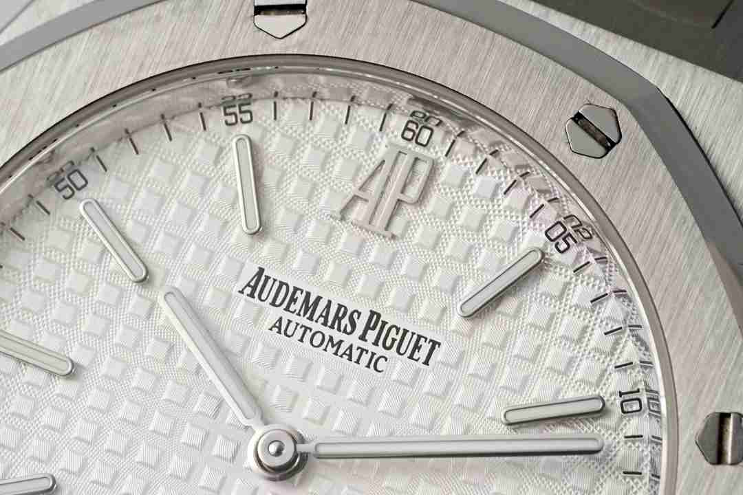 AUDEMARS PIGUET Royal Oak 39mm AU0323 AUDEMARS PIGUET Royal Oak 39mm AU0323