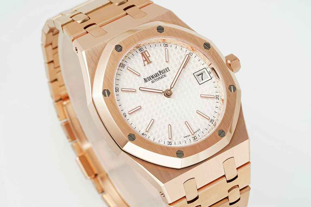 AUDEMARS  PIGUET Royal Oak 39mm  AU0324