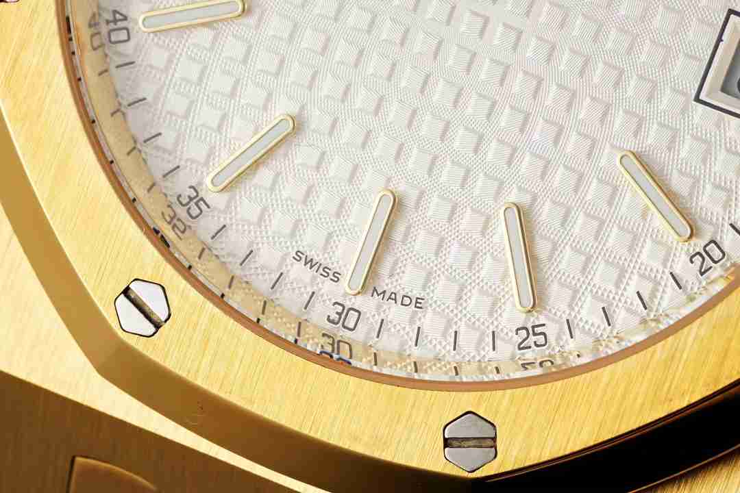 AUDEMARS PIGUET Royal Oak 39mm AU0325 AUDEMARS PIGUET Royal Oak 39mm AU0325