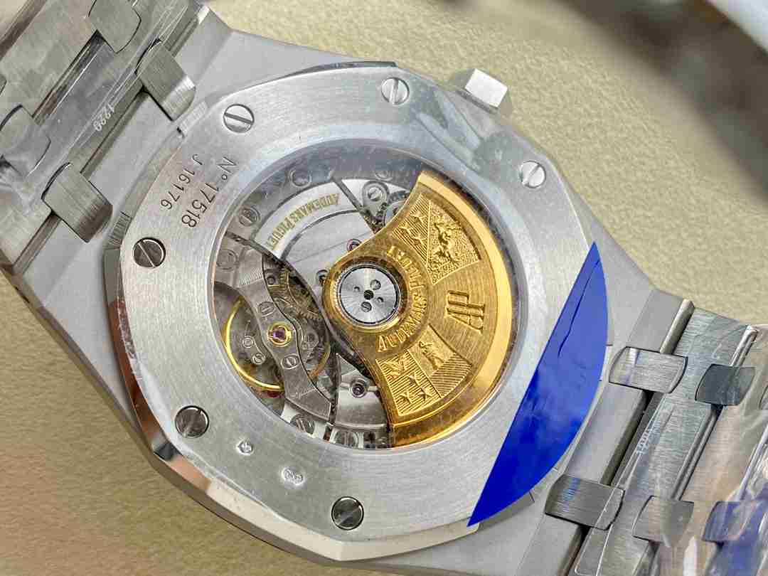 AUDEMARS   PIGUET Royal Oak 41mm AU0360