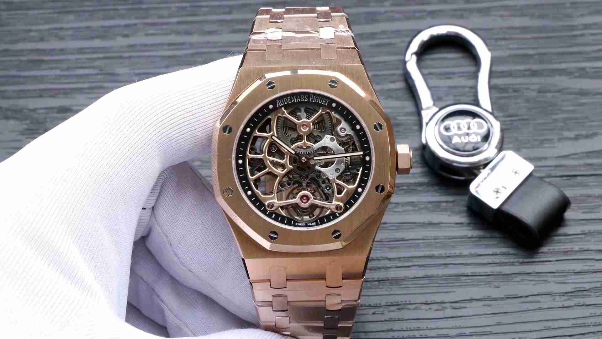 AUDEMARS    PIGUET Royal Oak AU0401