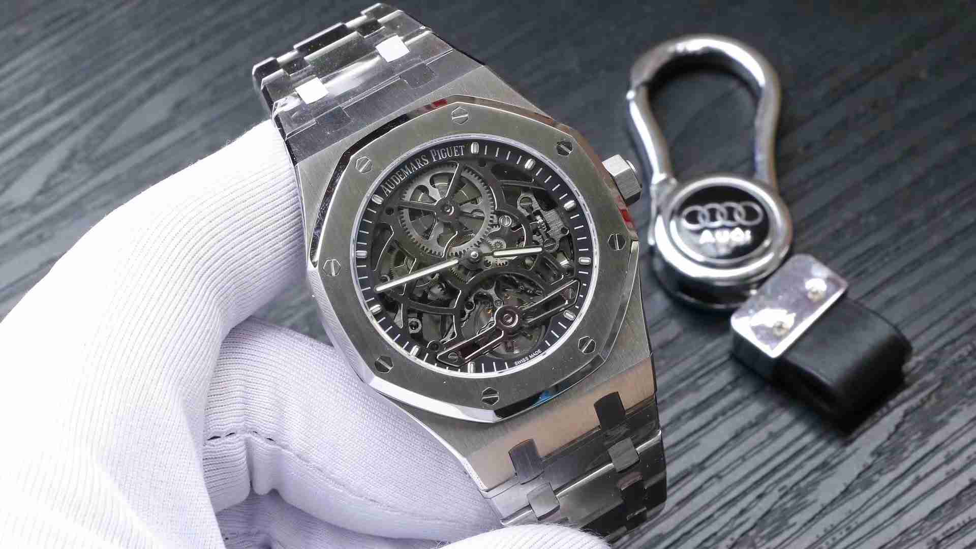 AUDEMARS    PIGUET Royal Oak AU0403