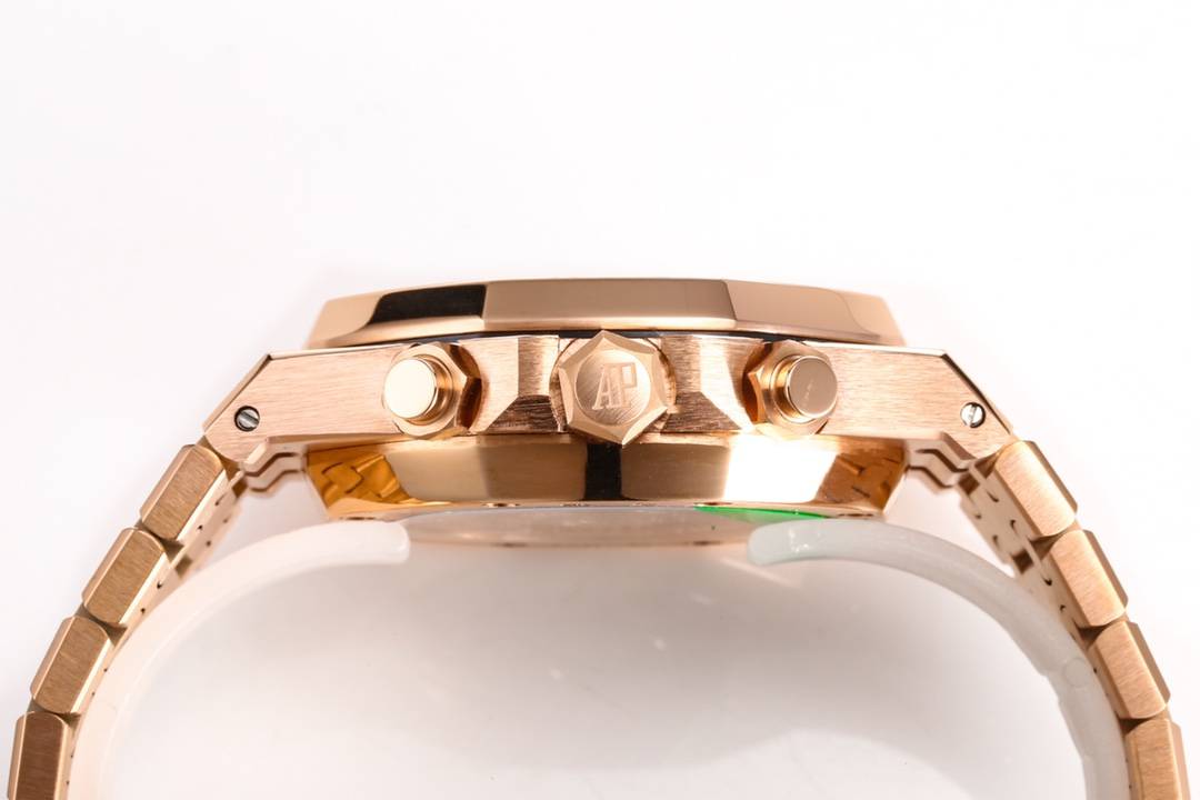 AUDEMARS     PIGUET Royal Oak AU0411 (2024 new)