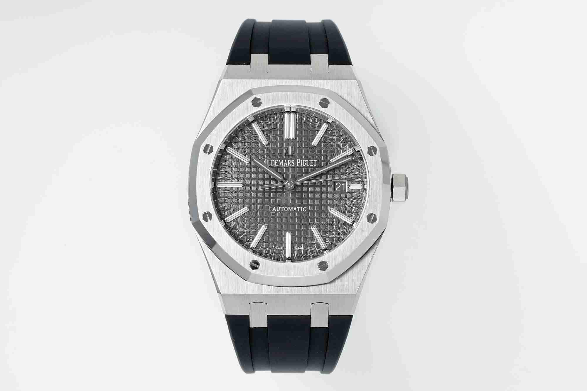AUDEMARS    PIGUET Royal Oak 41mm AU0424