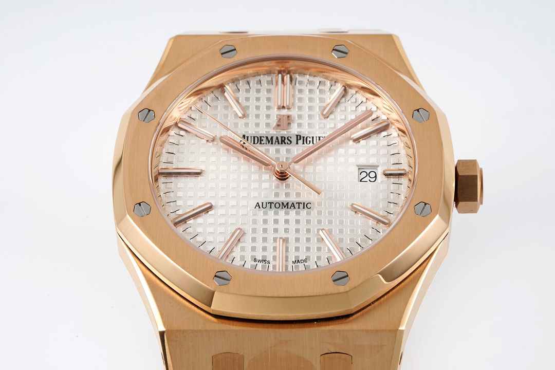 AUDEMARS    PIGUET Royal Oak 41mm AU0425