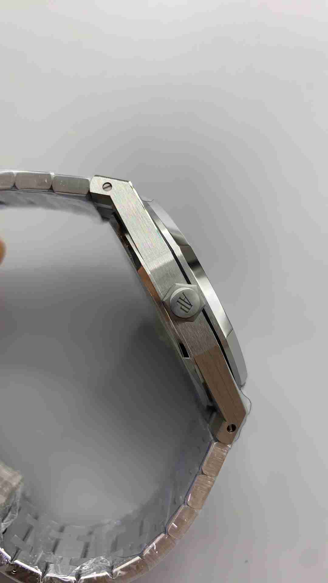 AUDEMARS     PIGUET Royal Oak 41mm AU0435