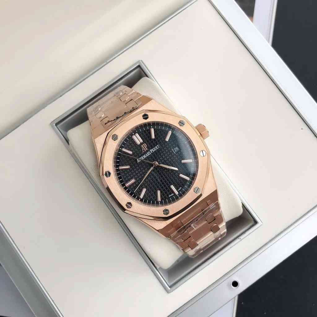 AUDEMARS     PIGUET A Royal Oak 41 AU0437