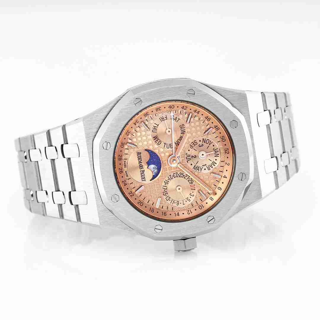 AUDEMARS PIGUET Royal Oak 41mm AU0443 (1: 1 Quality) AUDEMARS PIGUET Royal Oak 41mm AU0443 (1: 1 Quality)