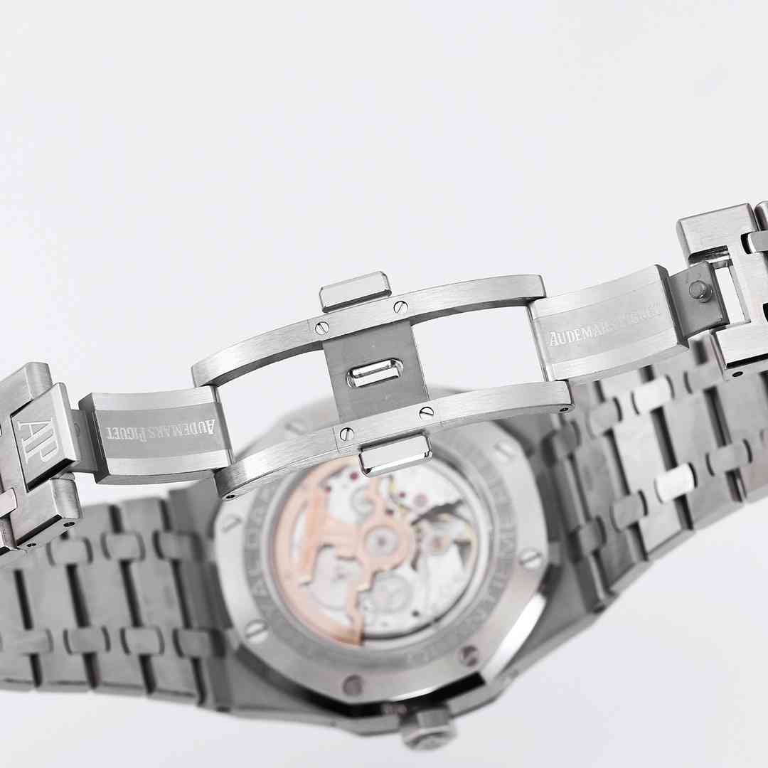 AUDEMARS PIGUET Royal Oak 41mm AU0446 (1: 1 Quality) AUDEMARS PIGUET Royal Oak 41mm AU0446 (1: 1 Quality)