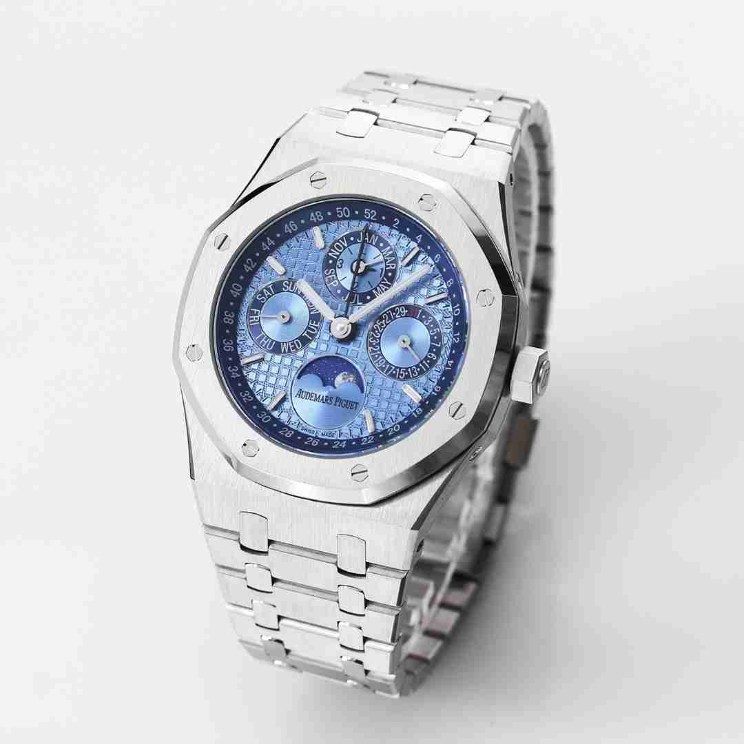 AUDEMARS PIGUET Royal Oak 41mm AU0446 (1: 1 Quality) AUDEMARS PIGUET Royal Oak 41mm AU0446 (1: 1 Quality)
