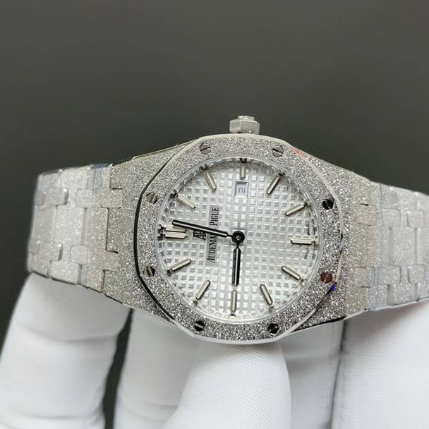 AUDEMARS  PIGUET Royal  Oak 33mm  AU0485